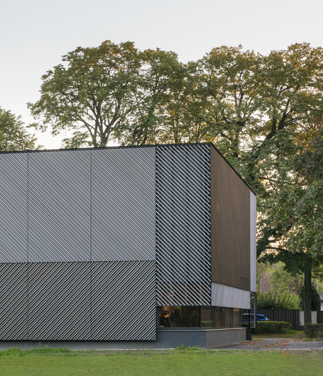 © Leoneohard Hilzensauer